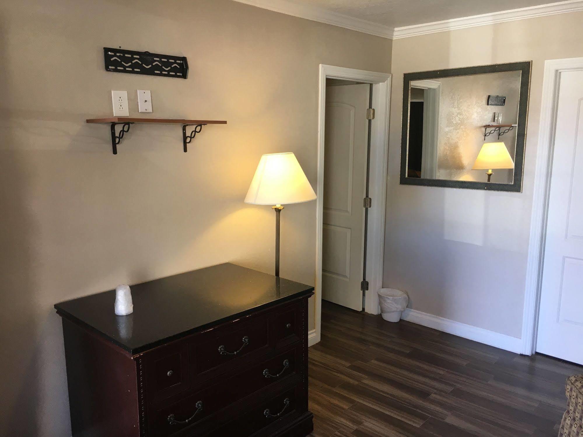 Bartlett Motel Lomita Εξωτερικό φωτογραφία